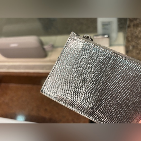 Celine Compact Zipped Cardholder Wallet Silver - Picture 4 of 10